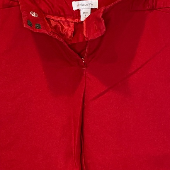 Liz Claiborne size 6- EMMA fit- cotton with some spandex - Picture 2 of 4